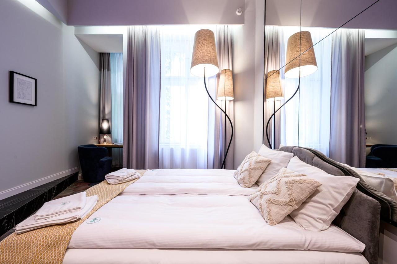 Arts Apartments - Krakow Old Town Bagian luar foto