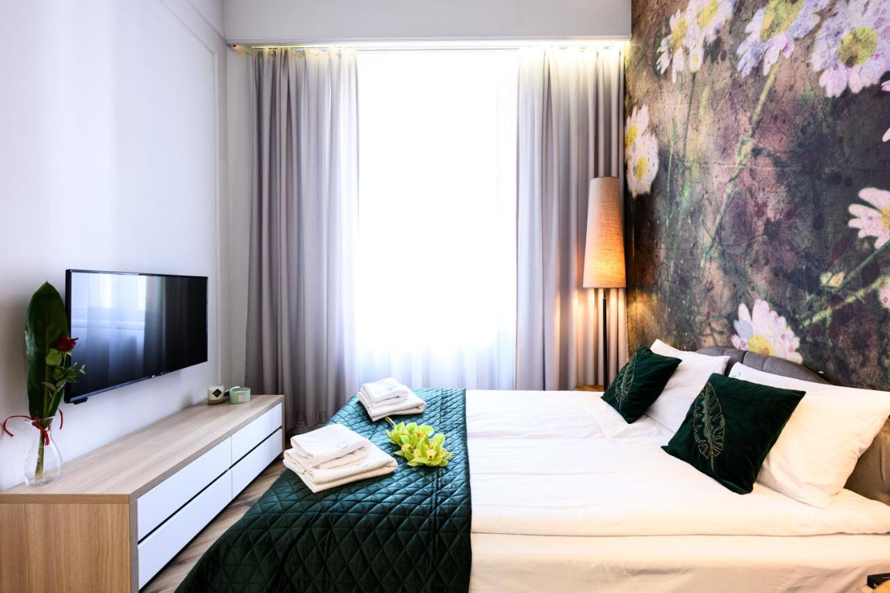 Arts Apartments - Krakow Old Town Bagian luar foto