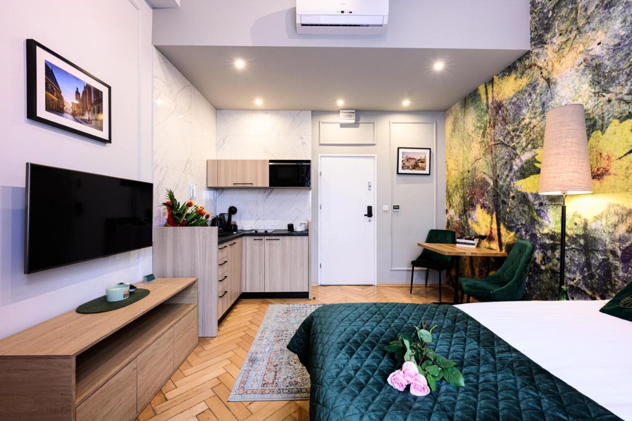 Arts Apartments - Krakow Old Town Bagian luar foto