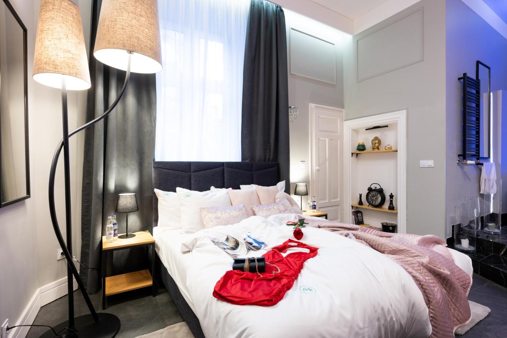 Arts Apartments - Krakow Old Town Bagian luar foto